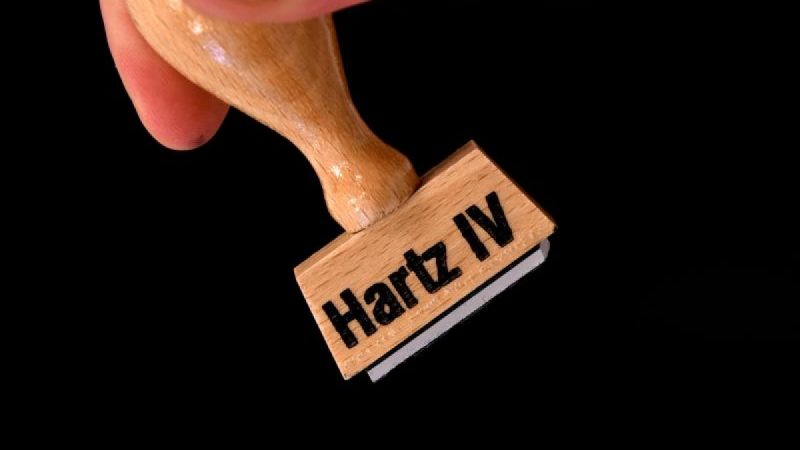 Hartz-IV:         