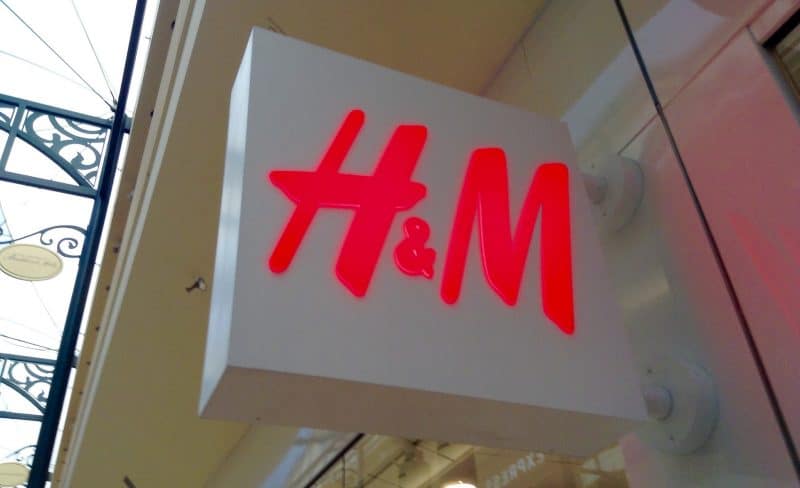  H&M ,       