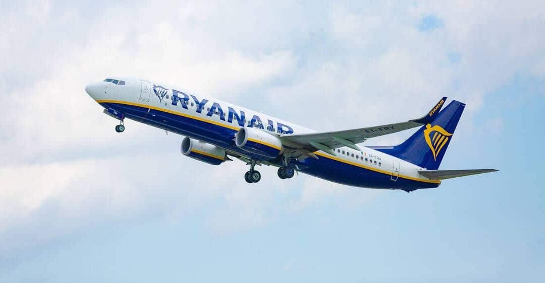  Ryanair    :     .  |  | OBOZREVATEL