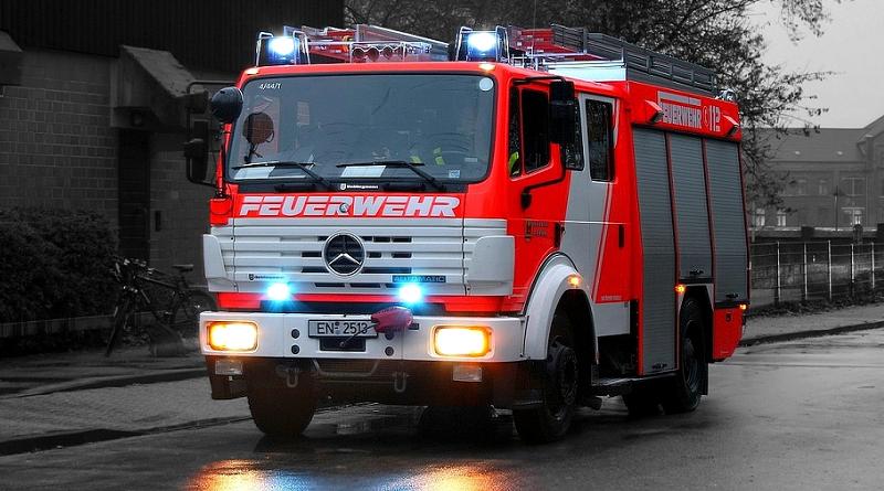 Происшествия: В Гамбурге пожарные помогли малышу появиться на свет
