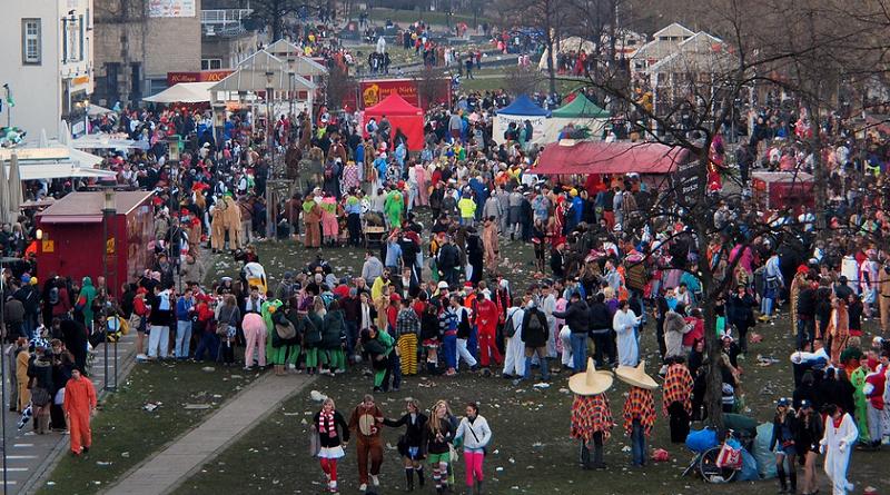 Общество: Меры безопасности усиливаются в рамках карнавала в Кельне