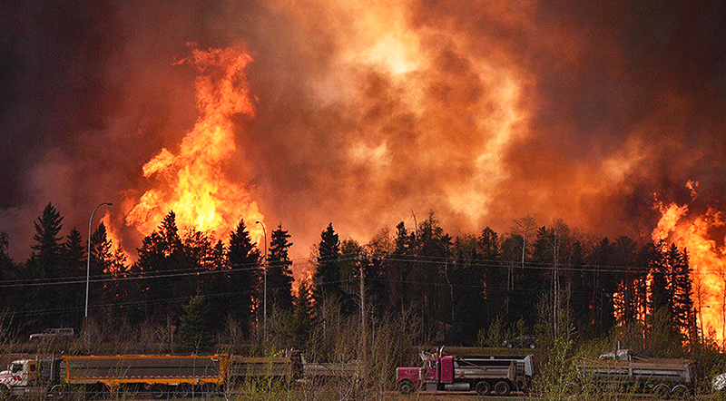 Новости: Канада: Альберта в огне