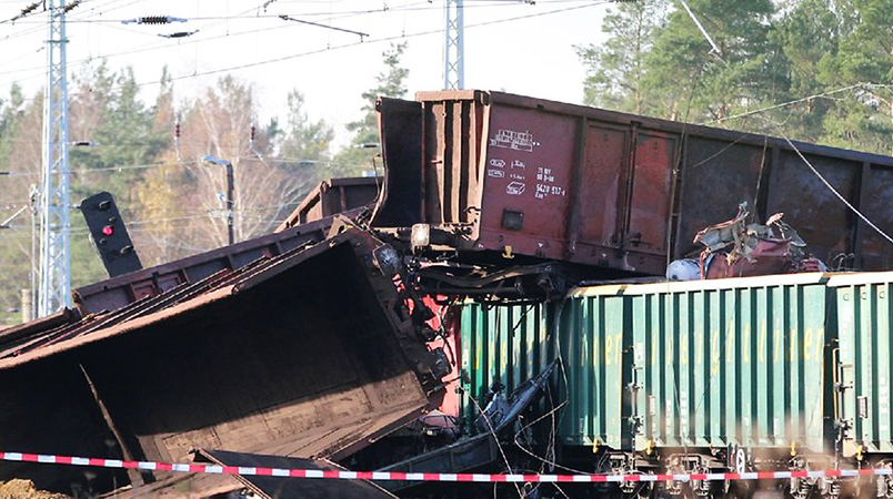Новости: Товарный поезд потерял четыре вагона
