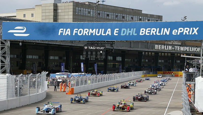 Новости: Начинается заезд Формулы Е в Берлине