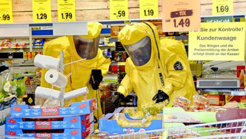 Новости: Из-за ядовитого паука эвакуировали супермаркет
