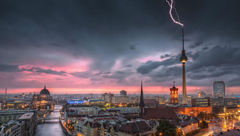 Новости: Берлин ждет грозовое лето?