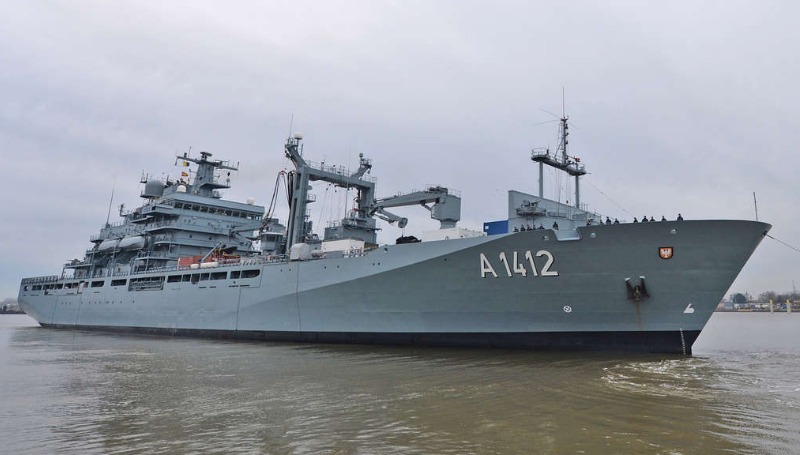 Новости: Немецкий военный корабль снова спас более 500 тонувших беженцев