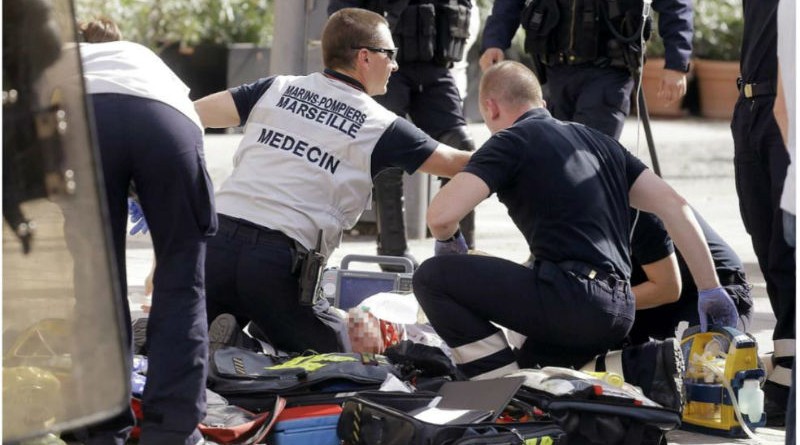 Новости: Фаны устроили кровавое побоище в Марселе (обновлено, фото)