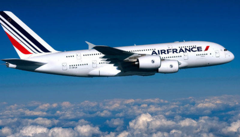 Деньги: Во Франции бастуют сотрудники Air France
