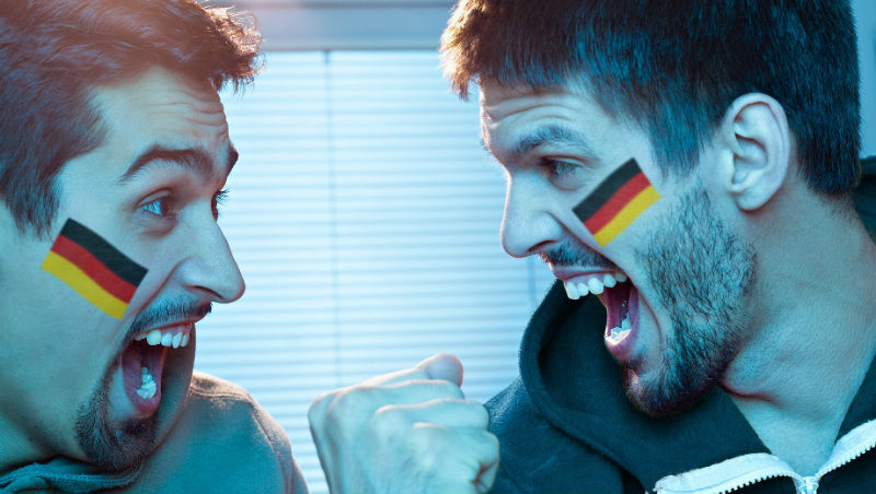 Новости: На немецких фанов хотят надеть браслеты