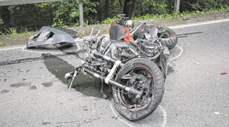 Новости: Мадам борделя разбилась на мотоцикле