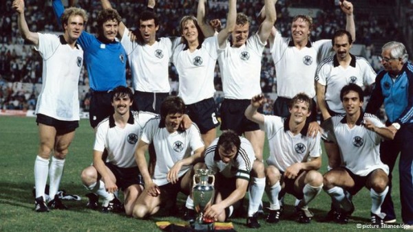 Новости: 36 лет назад Манншафт выиграла Чемпионат Европы