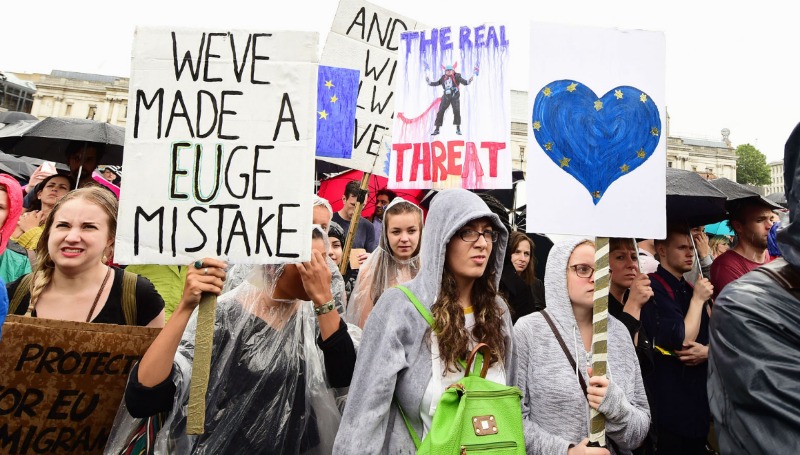 Новости: Британцы вышли в поддержку ЕС