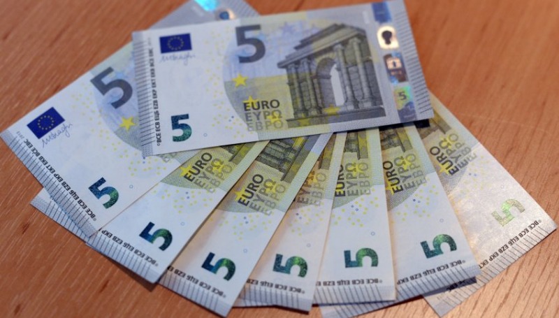 Закон и право: Мужчина судился с налоговой за €5 и проиграл