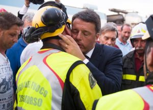 Новости: 27 человек погибли в результате лобового столкновения поездов в Италии (фото)