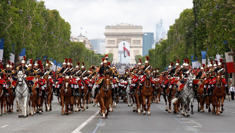 Новости: Франция отмечает День взятия Бастилии