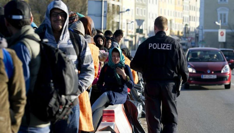 Новости: Количество беженцев беспокоит 83% жителей Германии