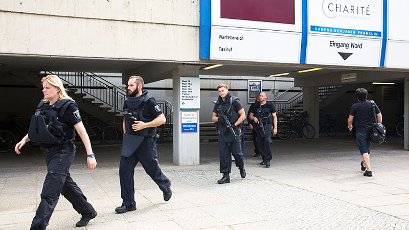 Новости: Выстрелы в берлинской клинике — погиб врач