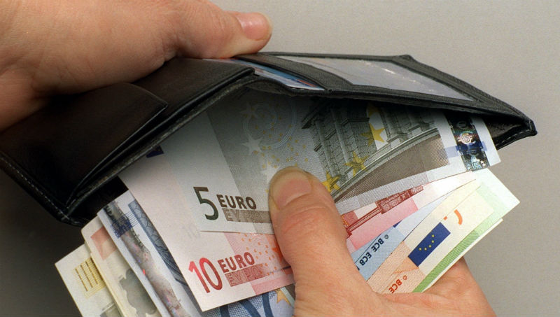 Новости: У 85-летней старушки вытащили 4000 евро