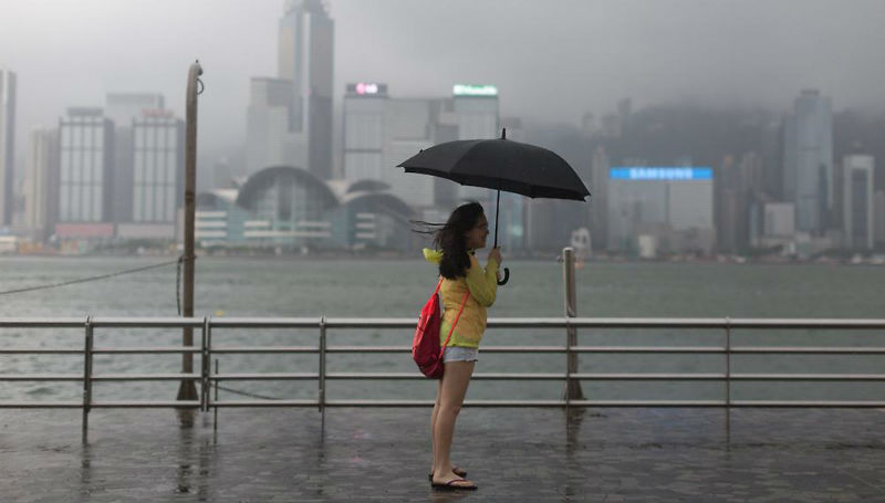 Новости: На Гонконг обрушился самый мощный тайфун за последние 30 лет