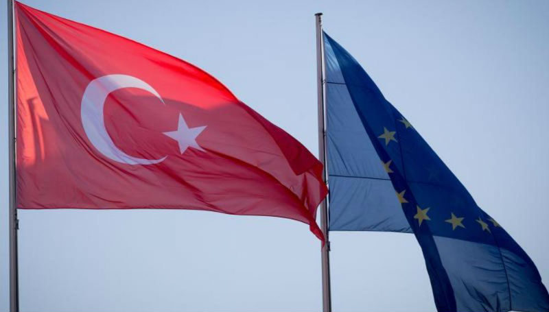 Новости: Вена предлагает остановить переговоры о вступлении Турции в ЕС