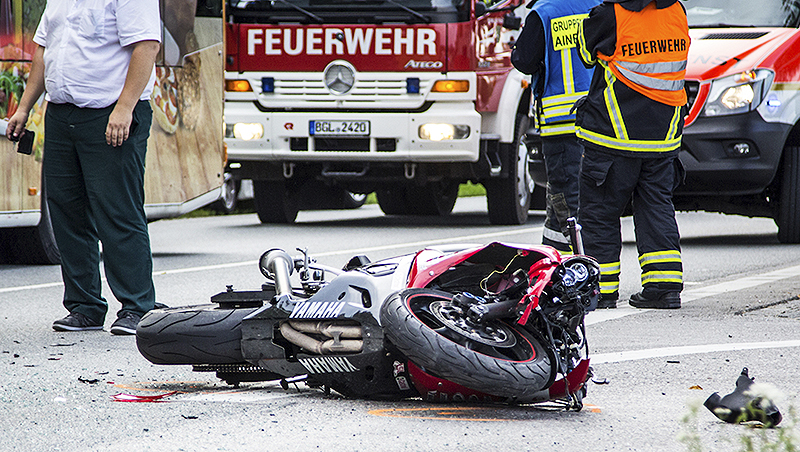 Новости: Авария на А95: тяжело ранен 16-летний мотоциклист