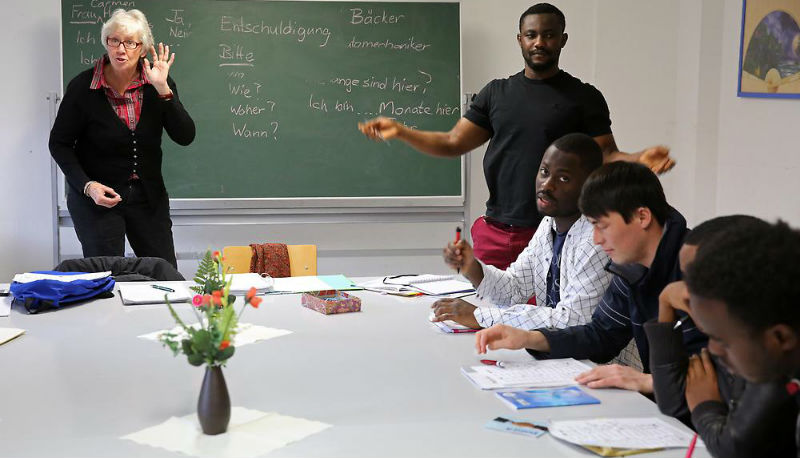 Деньги: В Германии увеличился спрос на учителей