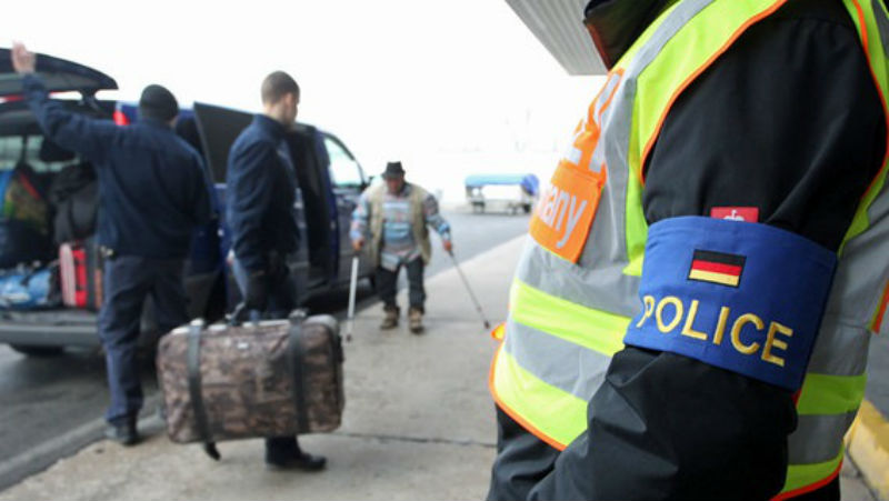 Новости: В аэропорту начали строить изолятор для беженцев