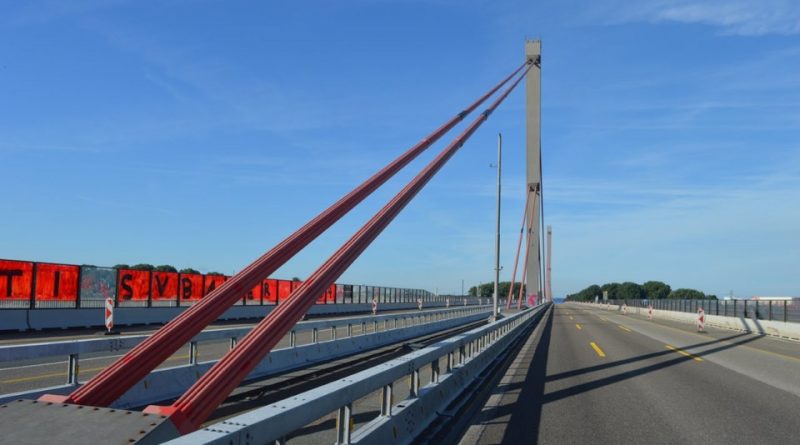 Деньги: На мосту в Леверкузене появятся препятствия для грузовиков