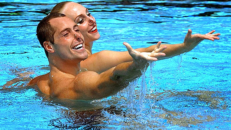 Колонки: Мужчин не пускают на олимпийские «водные танцы»