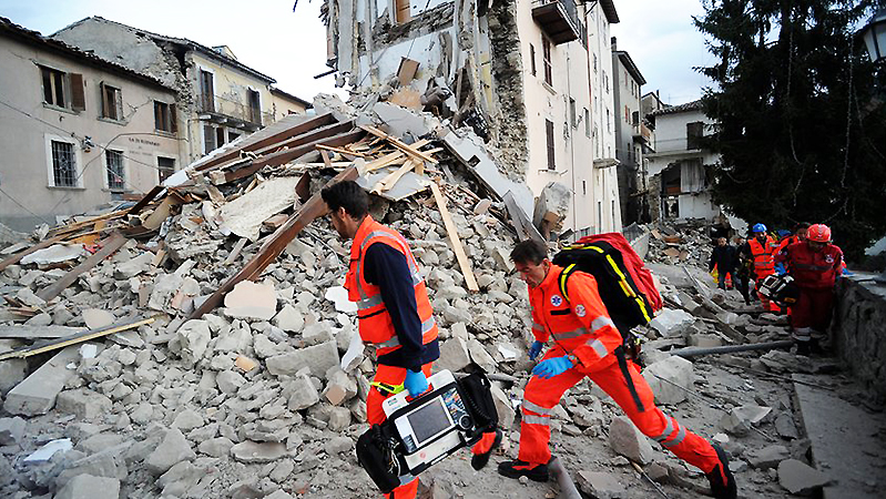 Новости: Землетрясение в Италии: уже 120 погибших (постоянно обновляется)