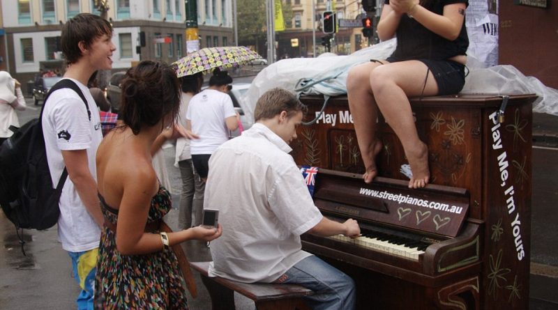 Досуг: Рояль в кустах: на улицах Мюнхена появятся пианино