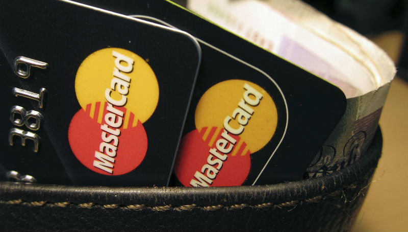 Новости: Великобритания предъявила иск к MasterCard
