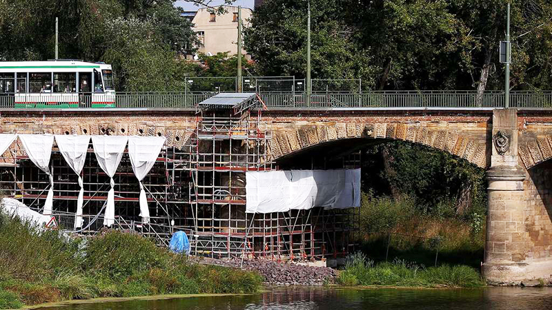 Новости: «Эхо войны» на мосту в Магдебурге