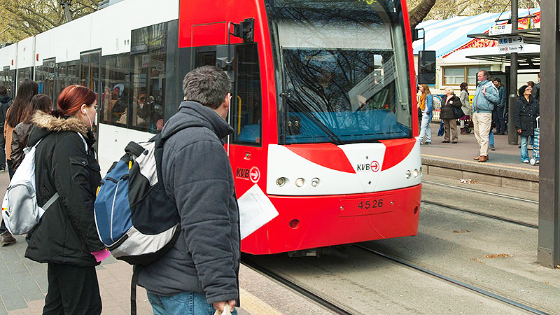 Новости: Кельнские трамваи наиболее опасны для пешеходов