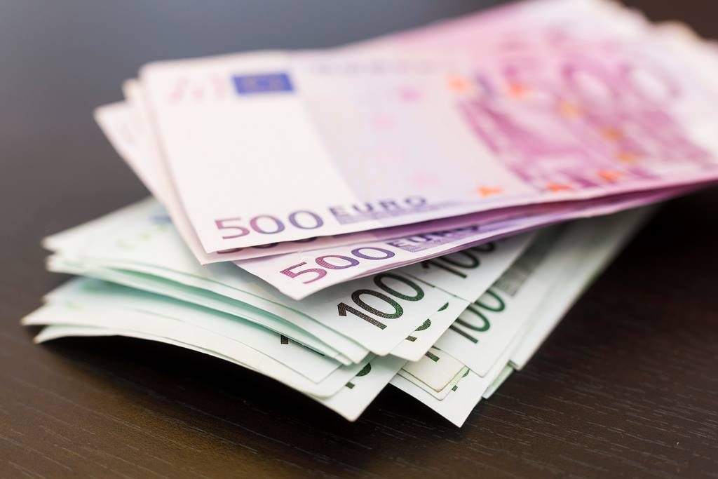 Деньги: Повышение уровня минимальной заработной платы обойдется в €1 миллиард