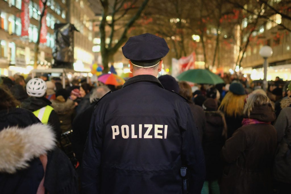 Закон и право: BKA: в Германии возросло количество нелегальных иммигрантов