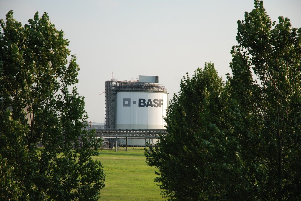 Происшествия: Взрыв на химическом предприятии BASF, есть пострадавшие