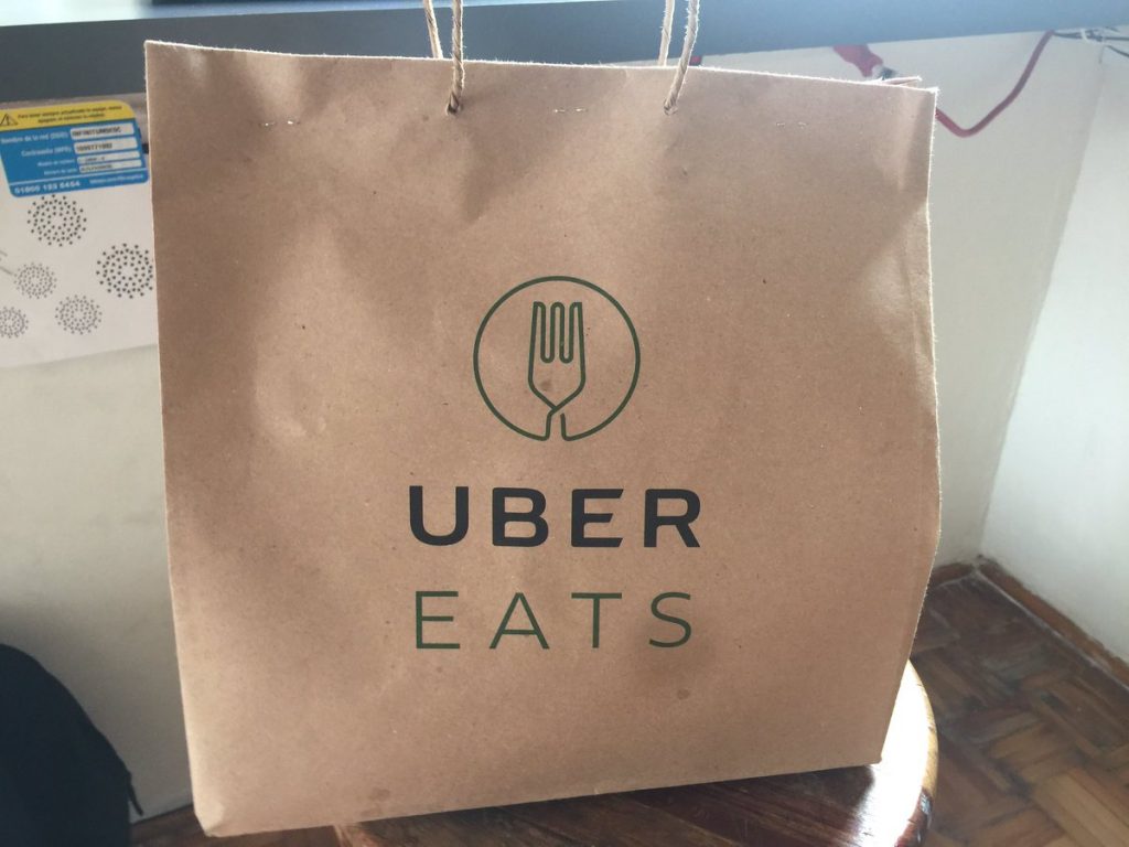 Досуг: В Берлине начнет работу новая служба доставки еды от Uber