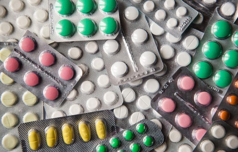 Здоровье: Минздрав готов  запретить торговлю лекарствами по почте