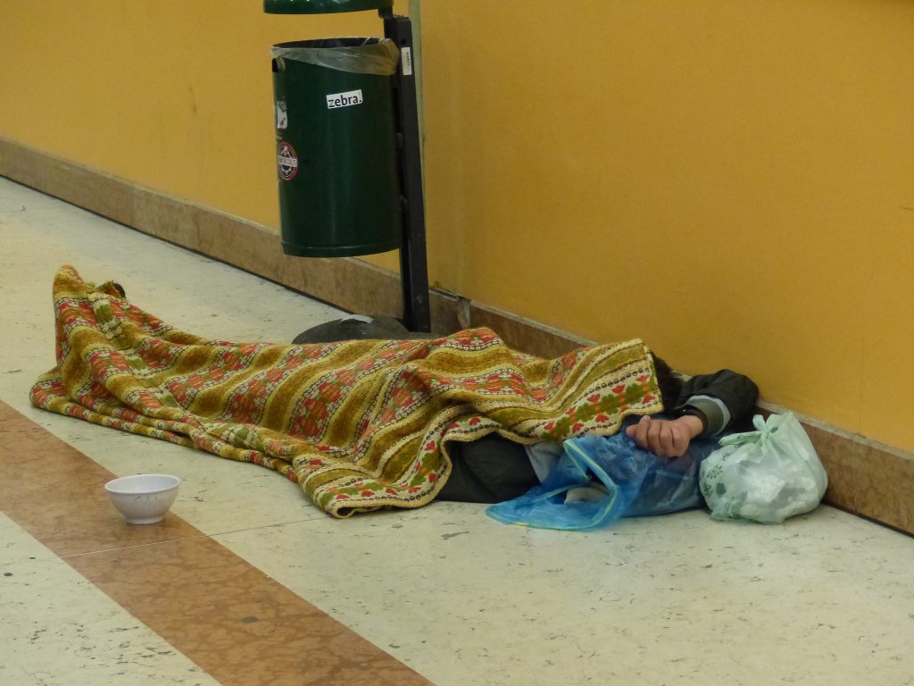 Общество: В Мюнхене насчитывается около 7 тысяч бездомных людей