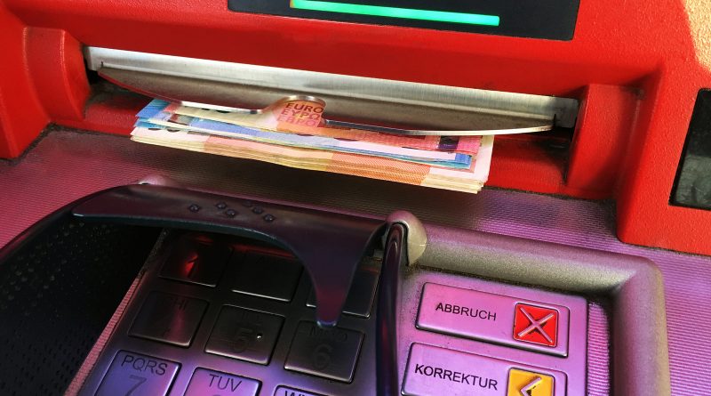 Отовсюду обо всем: Насколько банкоматы опасны для здоровья?