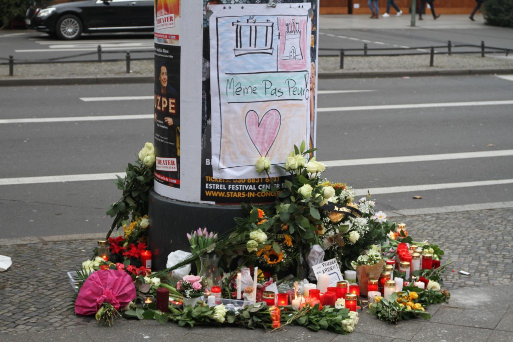 Закон и право: Жертвы теракта в Берлине не могут получить компенсацию