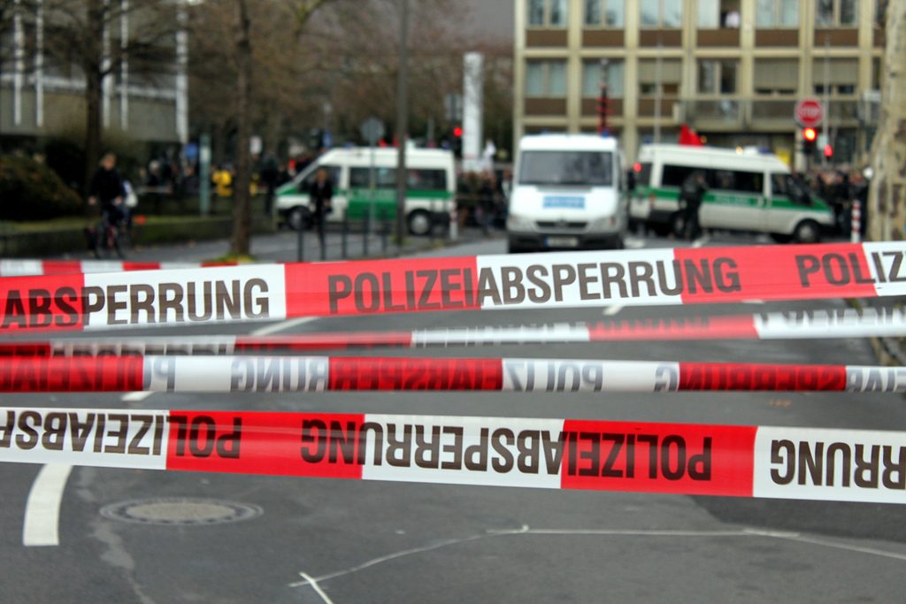 Происшествия: ЧП в берлинской школе: более сотни полицейских на месте происшествия