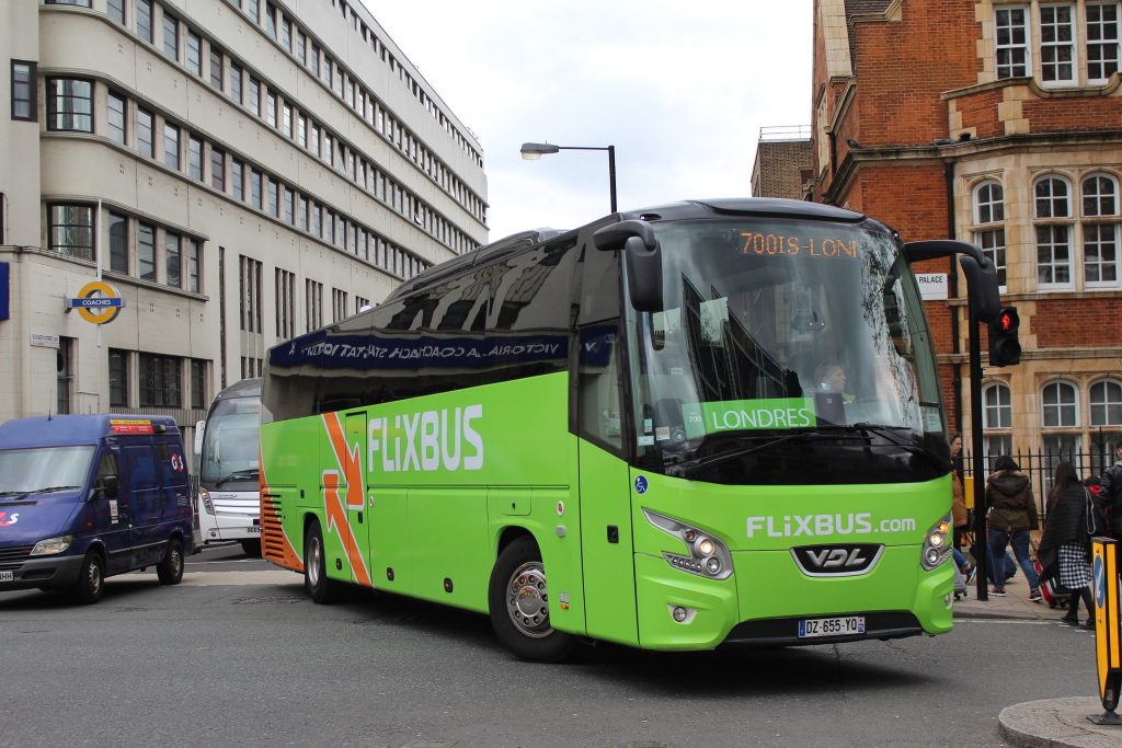 Общество: В скором будущем Flixbus может полностью вытеснить Deutsche Bahn