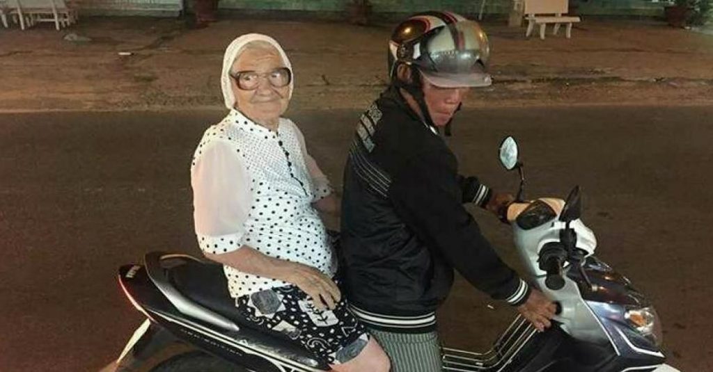 Новости: Вокруг света за шесть лет: 89-летняя баба Лена покоряет мир