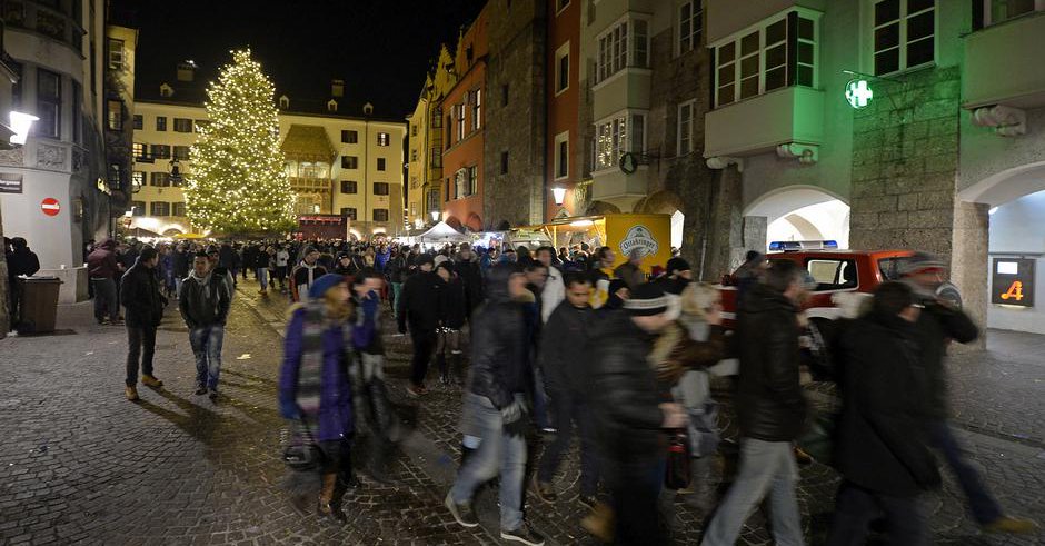 Отовсюду обо всем: В Инсбруке в новогоднюю ночь десятки женщин подверглись домогательствам
