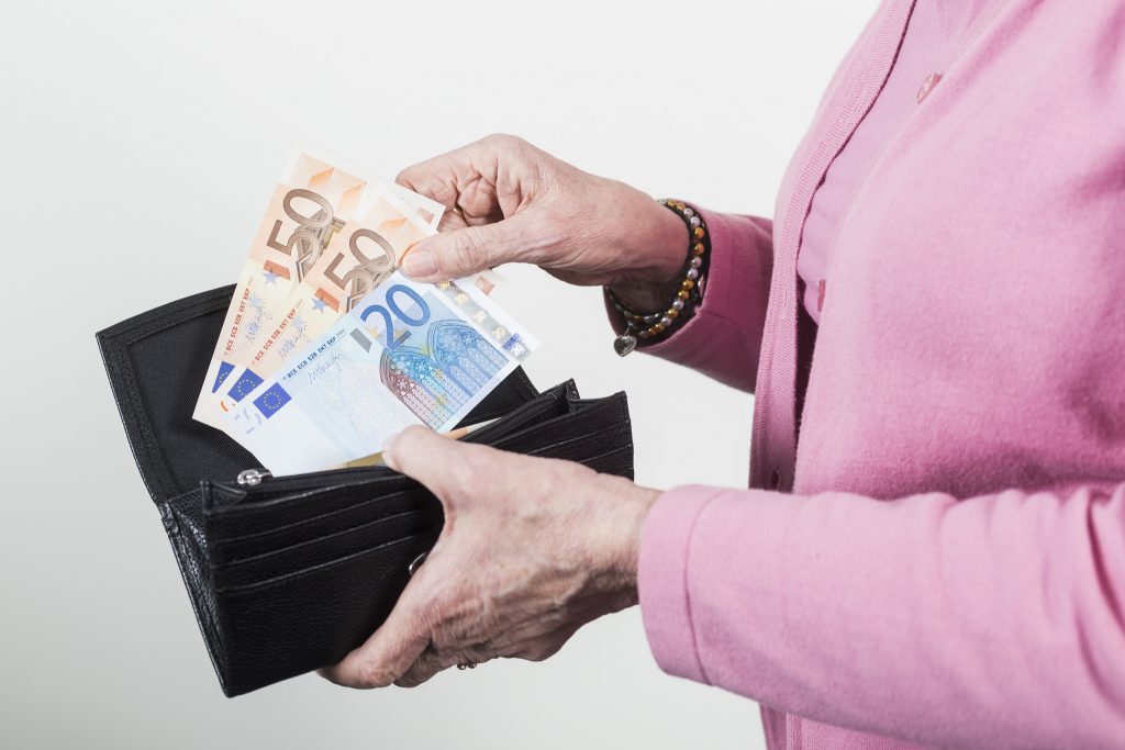 Деньги: С июля 2017 года в Германии ожидается повышение пенсий