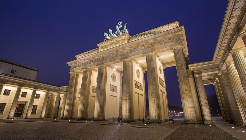 Общество: Бранденбургские ворота не будут подсвечены цветами российского флага после теракта