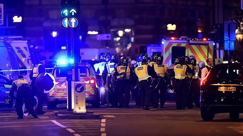 Отовсюду обо всем: ИГ взяло на себя ответственность за теракт в Лондоне